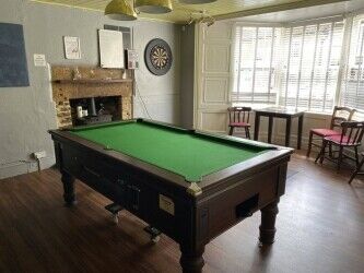 SOMERSET/DORSET BORDER - BUSY COMMUNITY FREEHOUSE IN LARGE VILLAGE Photo 6