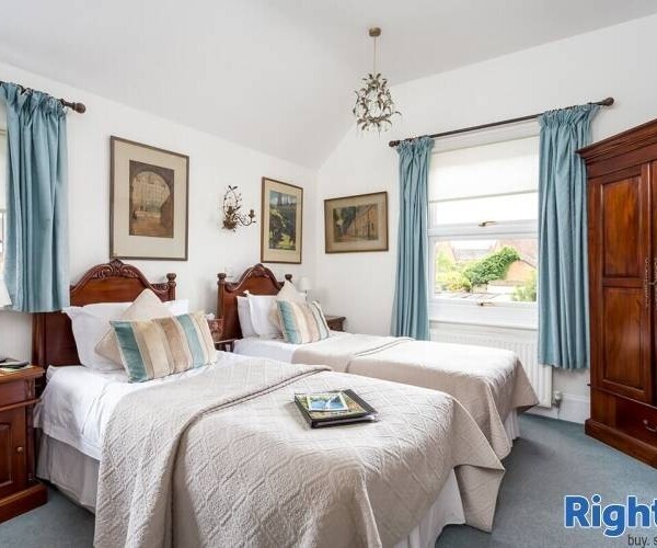 Warm & Friendly Guesthouse in Stratford-Upon-Avon Photo 6