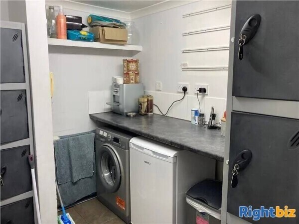 Long Lease - Hair Salon for sale in Berkhamsted Photo 6