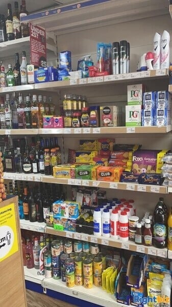 Newsagents for sale to rent in Bathgate Photo 6
