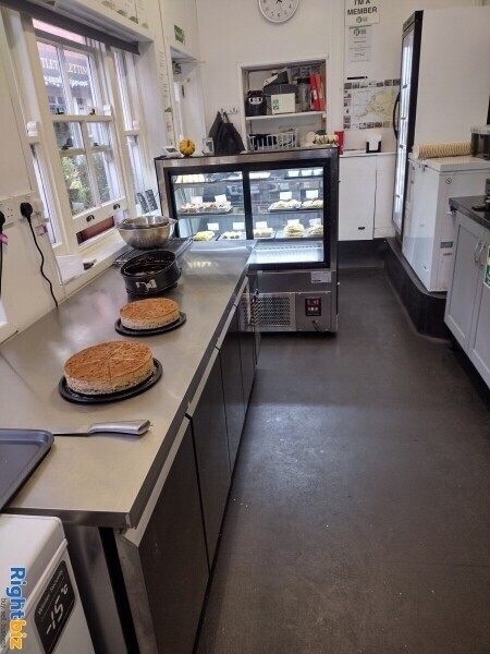 Cafe/Bakery/Takeaway in Glastonbury Photo 6