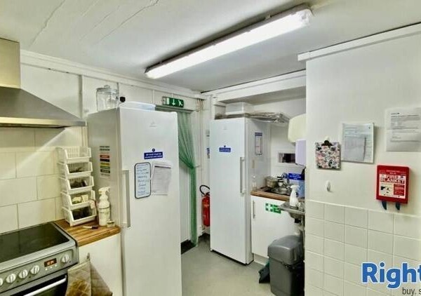 Leasehold Independent Tea Room Located in Keyworth Photo 6