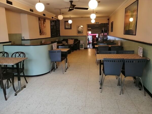 EXCELLENT 100 COVER COFFEE SHOP/CAFE WITH POTENTIAL ACCOM. ABERDARE Photo 6