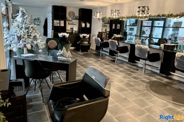 PROFESSIONAL AND REPUTABLE HAIR AND BEAUTY SALON LOCATED IN THE EAST MIDLANDS Photo 6
