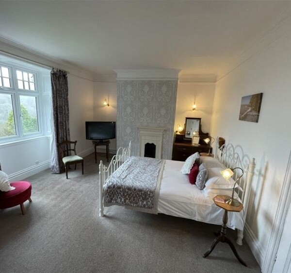 Under Offer: Distinctive 11 Bedroom Hotel in a Unique North Devon Setting For Sale in Barnstaple Photo 6