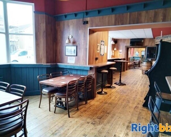 SWANSEA CITY - RECENTLY REFURBISHED & WELL ESTABLISHED TRADITIONAL COMMUNITY PUB Photo 6