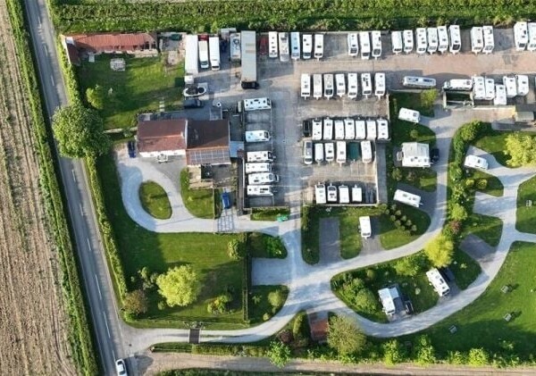 *REDUCED* Luxury Camp site with a large residential property Photo 6