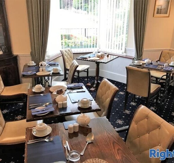 Outstanding East Devon Guest House For Sale in Sidmouth Photo 6