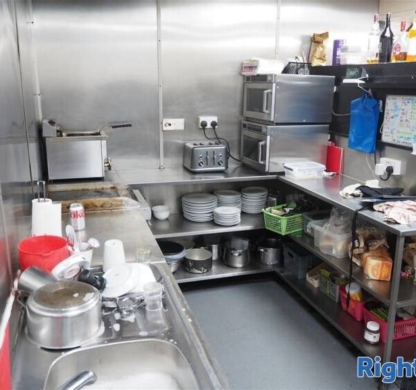 Cafe & Sandwich Bars For Sale in Normanton Photo 6