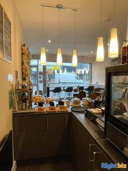 Well Established Popular Modern Cafe Photo 6