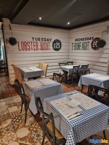 Vacant Licensed Restaurant, East Grinstead Photo 6