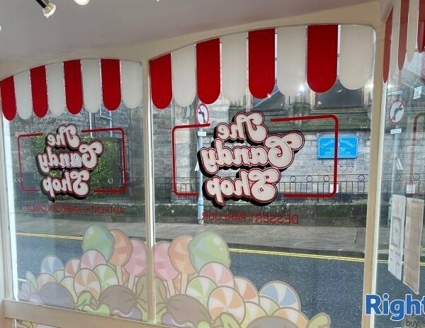 Popular & Well-Equipped Dessert Parlour in Moray Photo 6