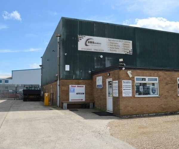 Established Service & MOT Garage - Peterborough Photo 6