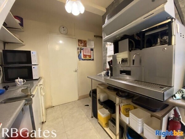 Quick Sale! - Cafe LH Earl Shilton LE9 Photo 6