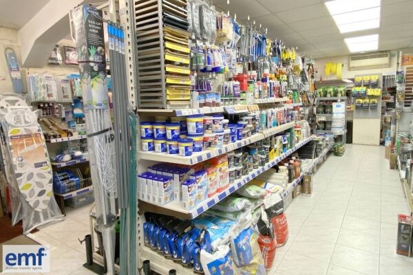 DIY & HOMEWARE STORE - ATTLEBOROUGH, NORFOLK Photo 6