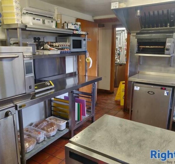 Licensed Café & Coffee Shop Located In Wootton Wawen Photo 6