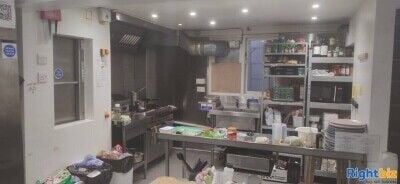 Successful licensed restaurant-cafe in the Brighton Lanes