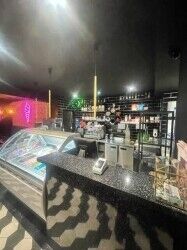 Dessert and Burger Lounge for Sale in Cheshunt Photo 6