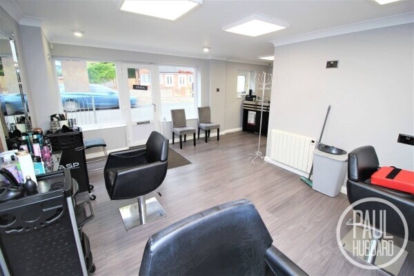 Well-established and beautifully decorated hair salon in Caister-on-Sea, Norfolk. Photo 6