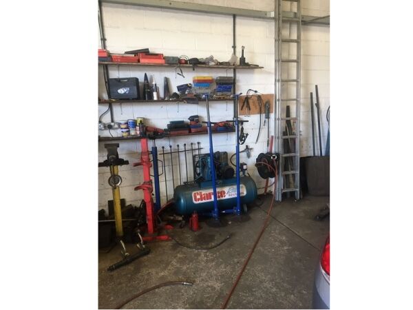 Extremely well established MOT Testing business for sale Photo 6