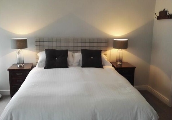 Freehold Wine Bar & Coffee House with 3 Boutique Letting Rooms Located In Newquay Photo 6
