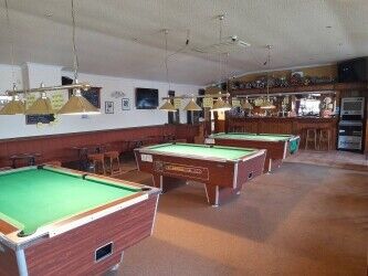 STAFFORDSHIRE – HIGHLY SUCCESSFUL PUB/CLUB OFFERING TRADITIONAL WET LED COMMUNITY STYLE TRADE. Photo 6