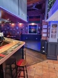 Busy, well established pub within Paisley's main licensed circuit and close to University. Photo 6