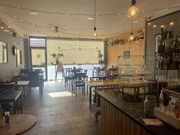 Quirky Cafe in thriving Town centre location for sale Photo 6