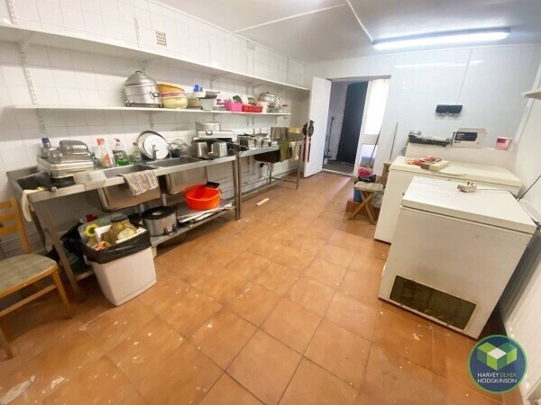 HOT FOOD TAKEAWAY: FAILSWORTH Photo 6