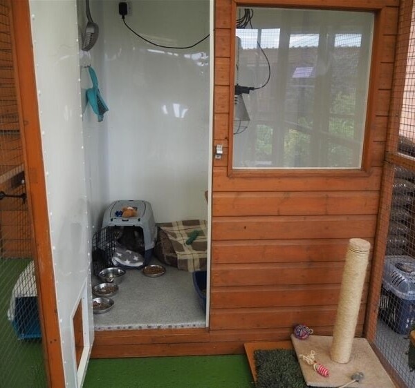 Kennels, Cattery & Equestrian businesses For Sale in Scunthorpe Photo 6