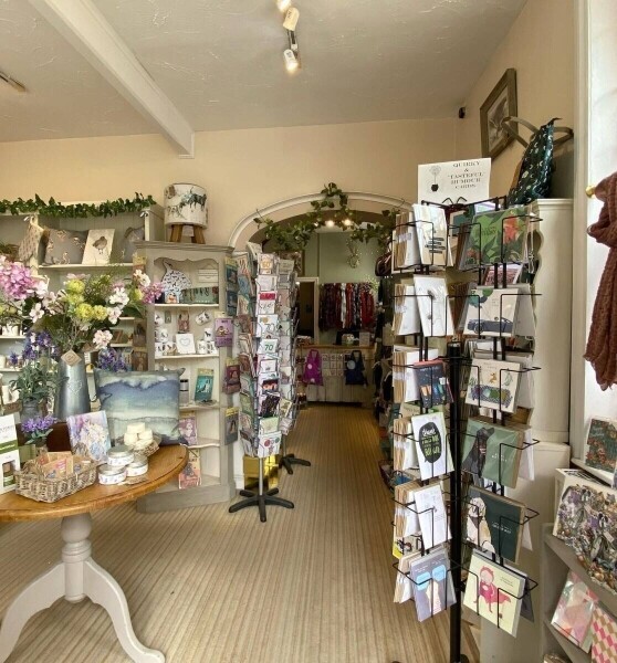 Popular Gift Shop Photo 6