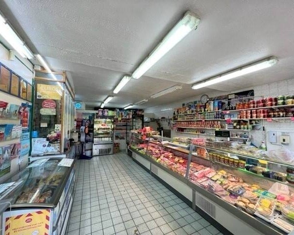 Freehold Post Office Local and Butchers Shop in Erskine, Renfrewshire (ref 1510) Photo 6