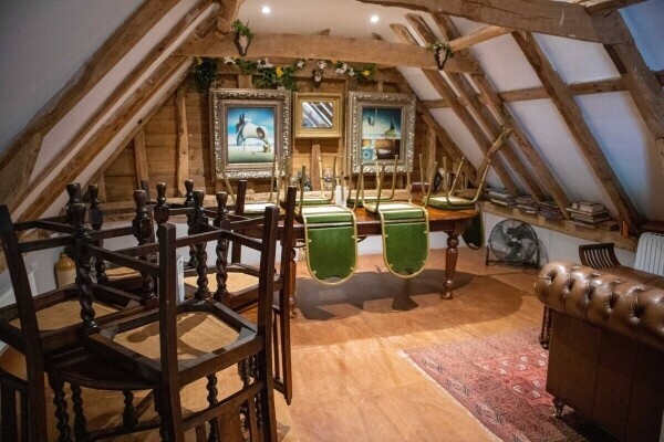 ESSEX - ATTRACTIVE MULTI-FACETED BUSINESS Photo 6
