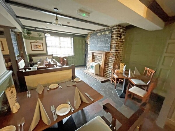 SUNDERLAND - Licensed Restaurant Photo 6