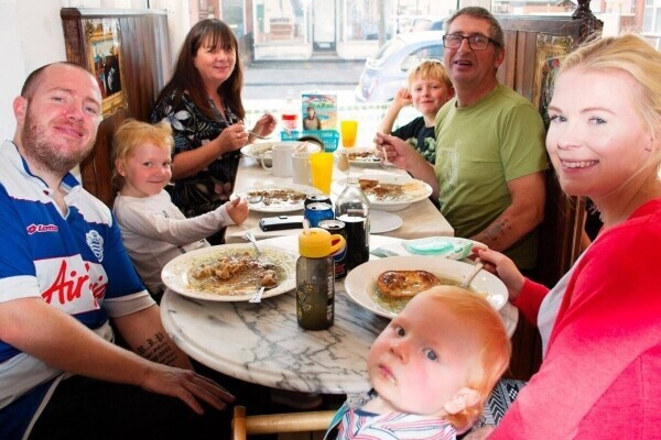 #CLOSED BUSINESS – NOT TRADING# - RECENTLY CLOSED PIE & MASH SHOP – FULL A3 LICENCE (2300) Photo 6