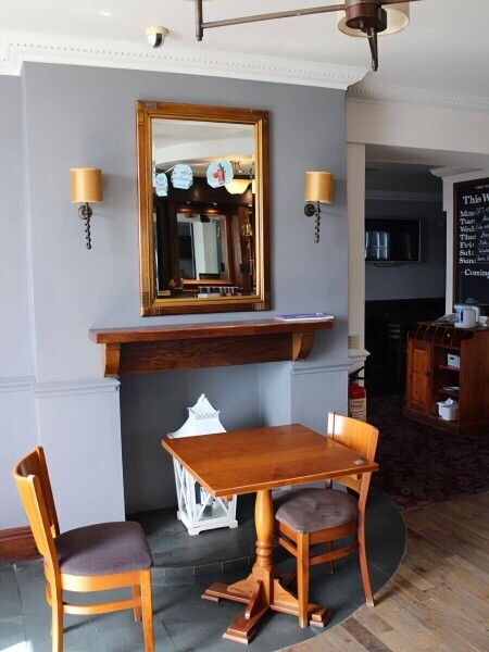 LORD NELSON HOTEL, MILFORD HAVEN, PEMBROKESHIRE : FOR SALE BY PUBLIC AUCTION (UNLESS PREV SOLD) Photo 6