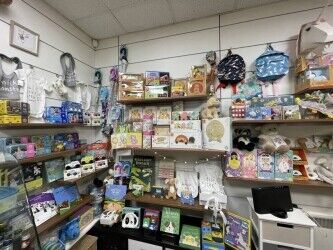 A WELL-ESTABLISHED CONTEMPORARY CAFÉ AND HIGH QUALITY GIFT STORE LOCATED IN AN EXCELLENT POSITION Photo 6