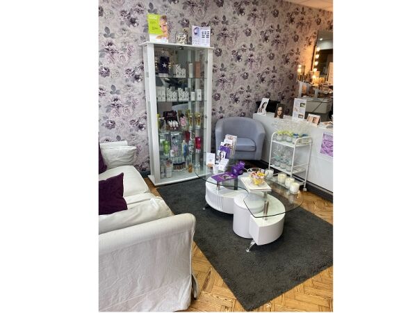 Well Established Beauty Salon For Sale Photo 6