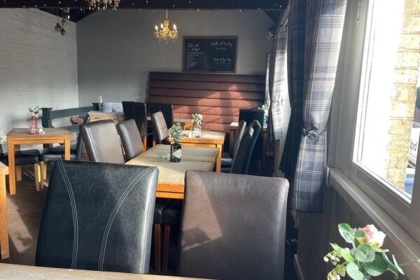 Coffee Shop & Tapas/Cocktail Bar - Bedfordshire Photo 6