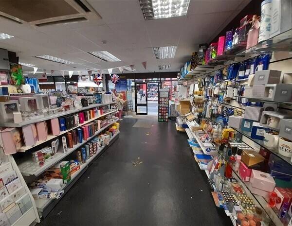Post Office with Remuneration of £100,000 Per Year Photo 6