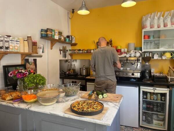 Vegetarian Cafe/Coffee Shop/Art Gallery Photo 6
