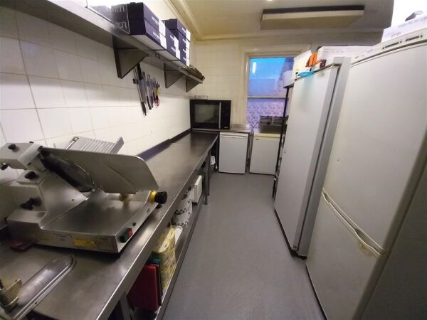 Cafe & Sandwich Bars For Sale in Retford Photo 6
