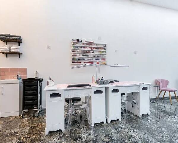 REFURBISHED 1,500 SQ.FT RETAIL “E” LICENCE PREMISES (2300) Photo 6