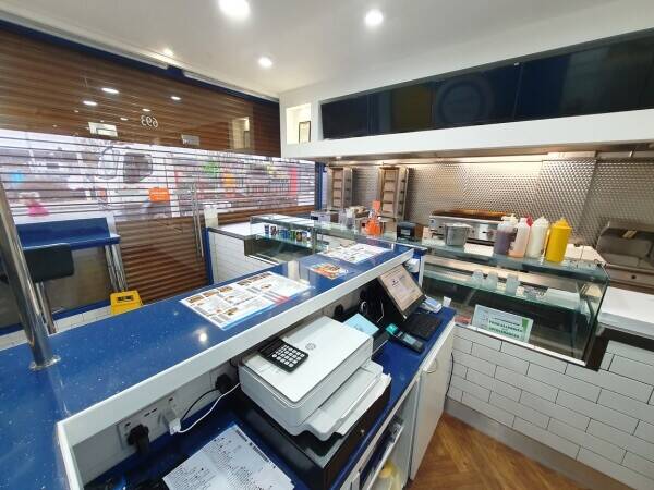 FULLY REFURBISHED KEBAB SHOP & TAKEAWAY WITH A3 & A5 LICENCE (2300) Photo 6