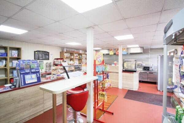 Coastal Village Ice Cream Business & Stunning House Photo 6