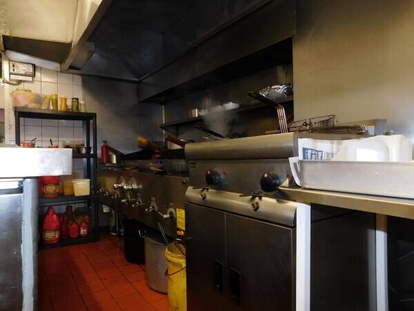 Hot Food Chinese Take Away Business with Accommodation Above Photo 6