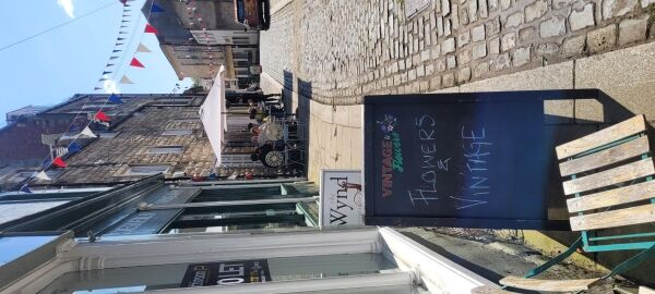 Well-Established Florist & Vintage Shop in Hexham Photo 6