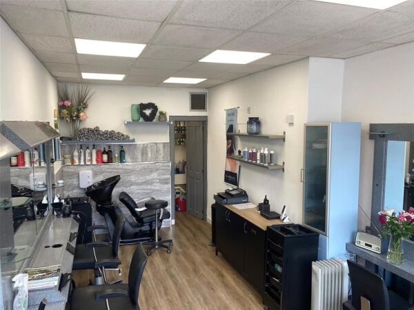 Long Established & Well Known Hair Salon - EDINBURGH Photo 6