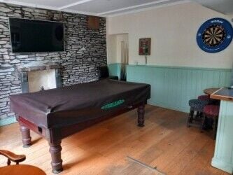 MONMOUTHSHIRE - ROADSIDE VILLAGE INN WITH 44 PITCH CARAVAN AND CAMPSITE Photo 6