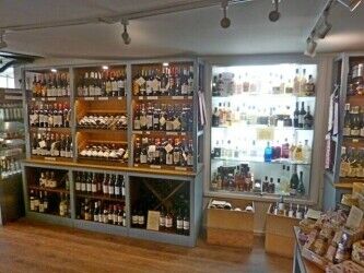 ARUNDEL, WEST SUSSEX INDEPENDANT DELI, FOOD AND WINE SHOP Photo 6